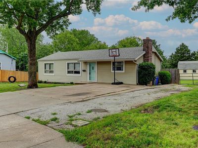 753 N Water St, Olathe, KS, 66061