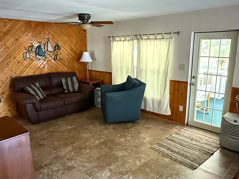 10033 SW 182nd Ct — Photo 7