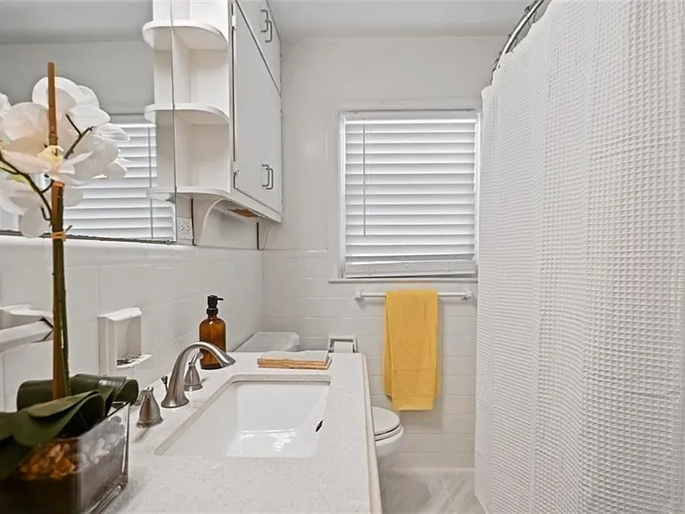 2654 Elsinore St — Photo 11