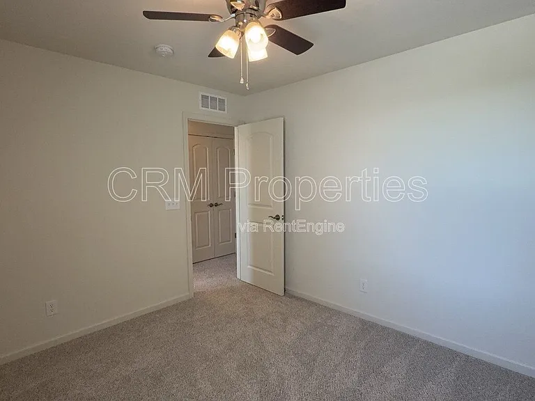 7264 Selah Ln — Photo 17