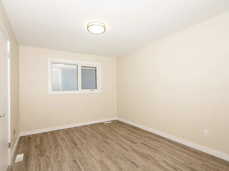 1415 Rothesay St #10 — Photo 20