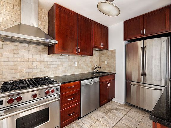 5th image of 225 E 57th St APT 7E