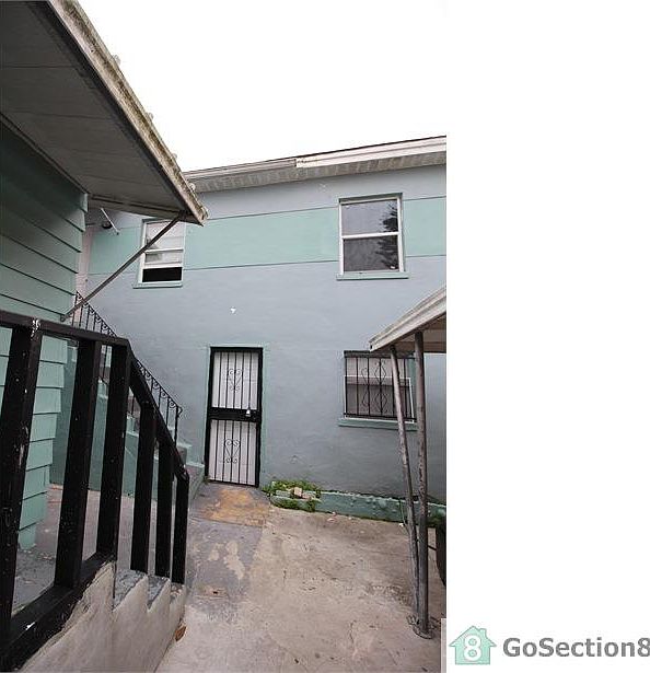 1st image of 2907 N 15th St #B