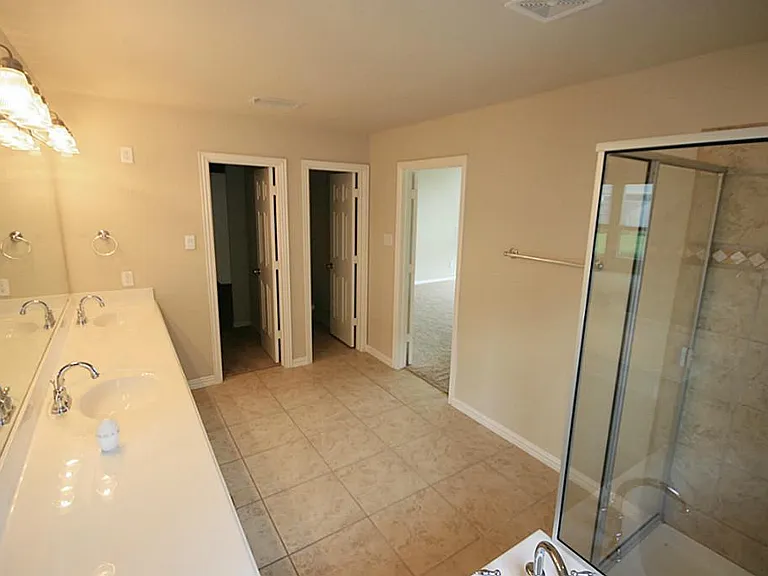 5503 Baby Blue Ln — Photo 18