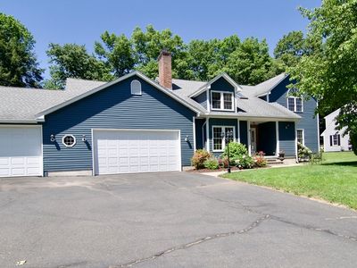 83 Pineridge Dr, Westfield, MA, 01085
