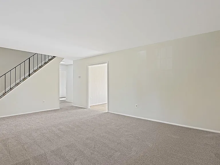 13303 Poplar Tree Rd — Photo 8