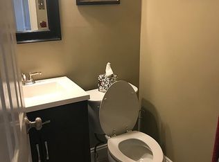 553 Newport Cir E, Feasterville Trevose, PA 19053