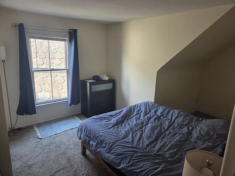 584 S Pearl St — Photo 8