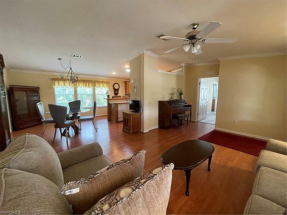 5th image of 14609 Thomas Jefferson Ln
