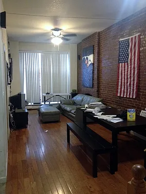 Rented by Team Gotham | media 21