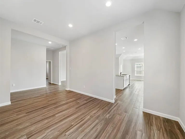 27943 Parkside Creek Dr — Photo 8