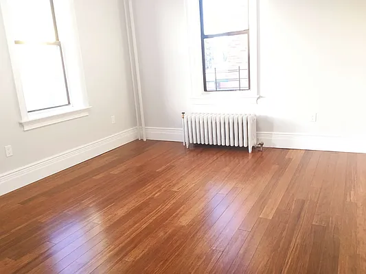 Rented by NY Space Finders Inc. | media 27