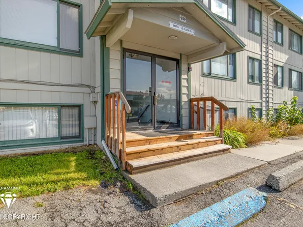 241 McCarrey St #4-7A, Anchorage, AK 99508