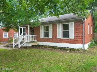 5307 Chathamwood Dr, Louisville, KY 40229