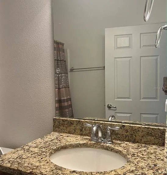576 Cantabria Dr — Photo 19