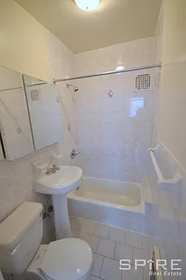 Rented by Spire Group | media 18