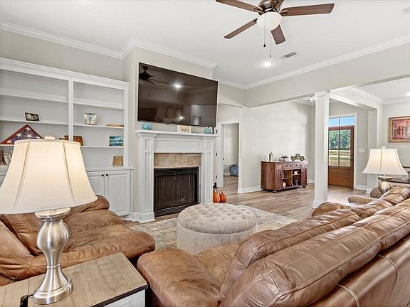 4th image of 1562 Oloh Rd