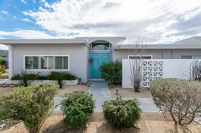 2518 S Sierra Madre — Photo 1