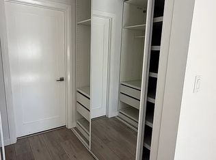 5939 Cantaloupe Ave, Van Nuys, CA 91401