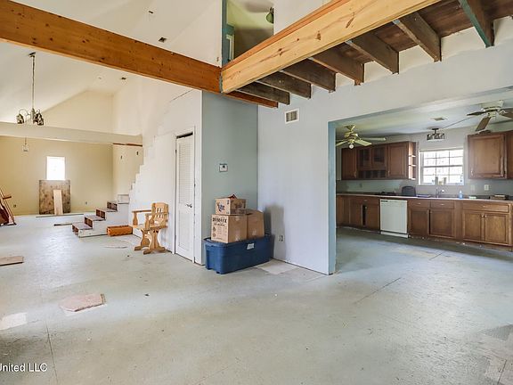 2nd image of 7381 Bayside Dr