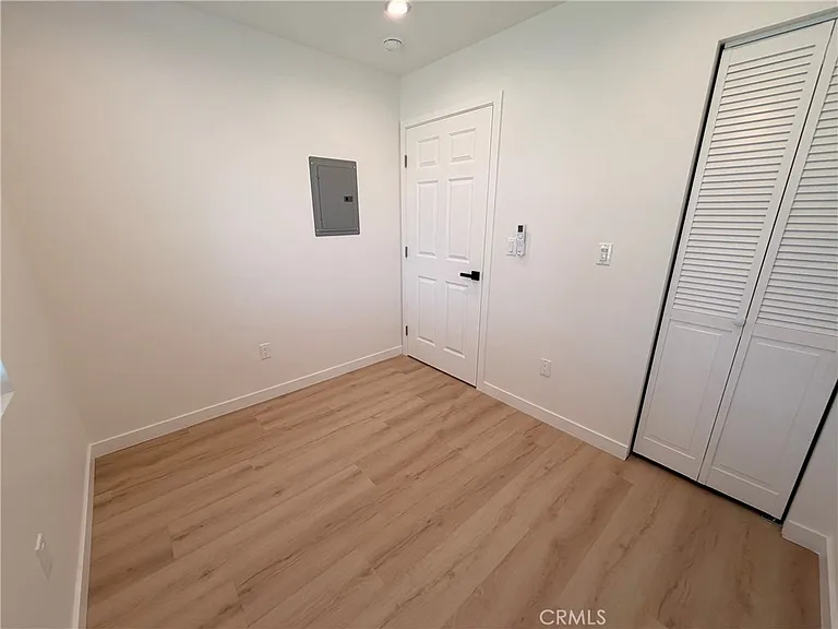 10004 Saint Stephen Cir — Photo 12