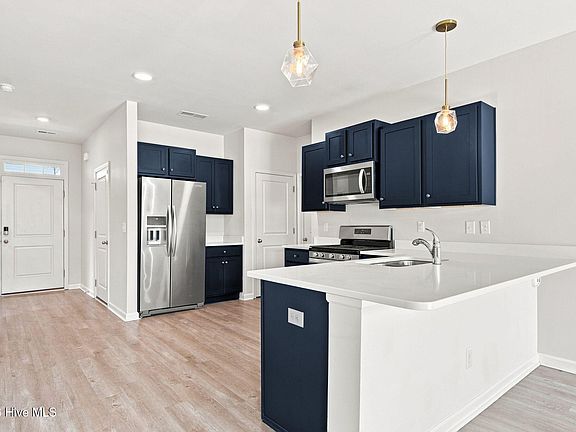 5th image of 9086 Saint George Road