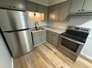 4444 N Division St APT 204, Davenport, IA 52806