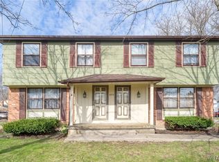 5874 McKinley Pkwy, Hamburg, NY 14075