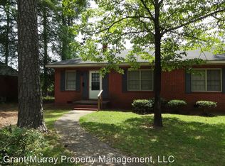 815 Calvin Cir, Fayetteville, NC 28303