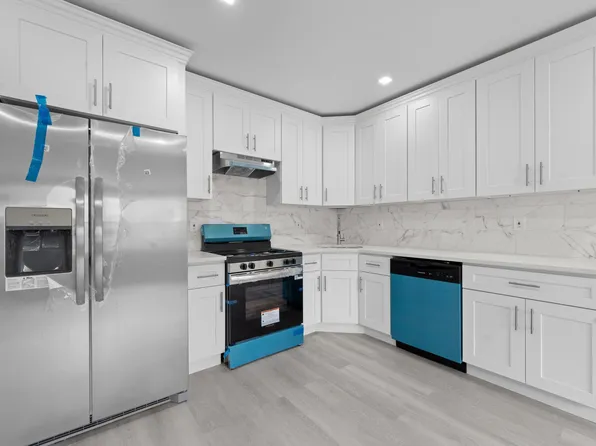 19432 113th Road, Hollis, NY 11412