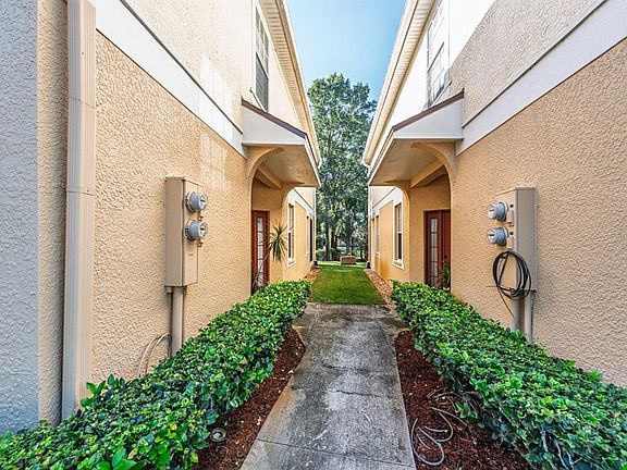 2nd image of 1986 Fiesta Ridge Ct