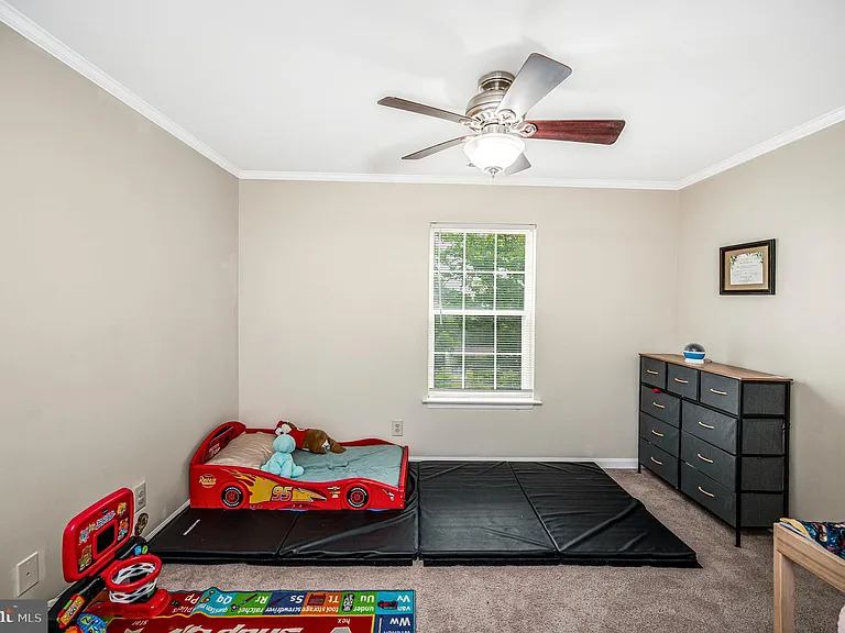 75 Fern Oak Cir #303 — Photo 16