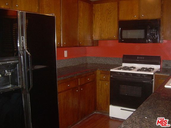 5th image of 2501 W Redondo Beach Blvd APT 133