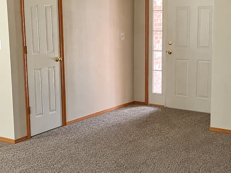 275 Amber Ave #275 — Photo 3