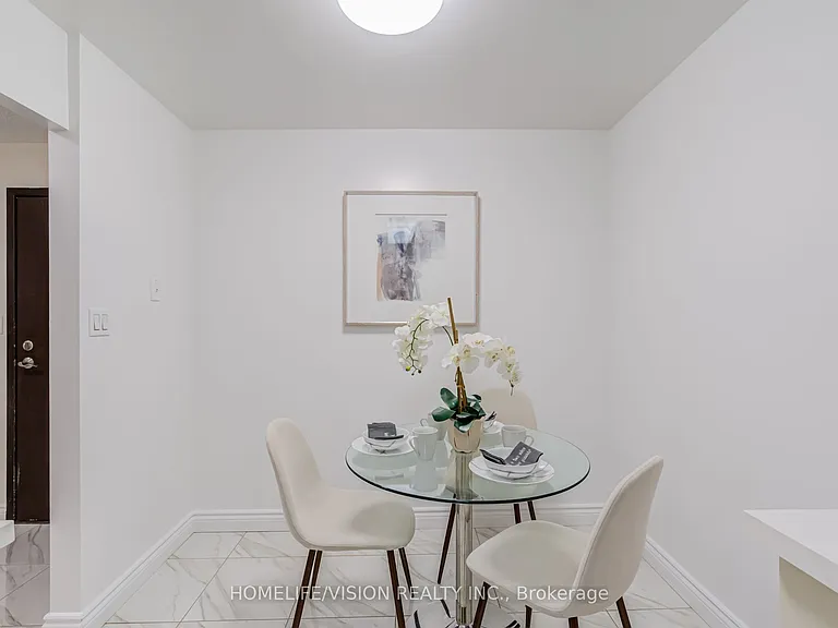 30 Greenfield Ave #903 — Photo 28