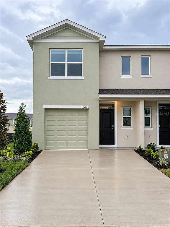 3 bed, 2.5 bath, 1464 sqft, $2,250 — Photo 1