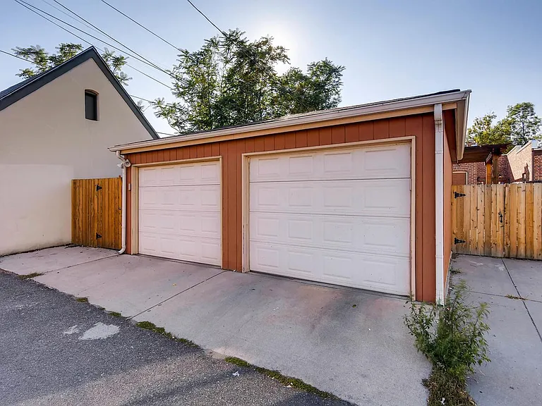 1732 N Clarkson St — Photo 28