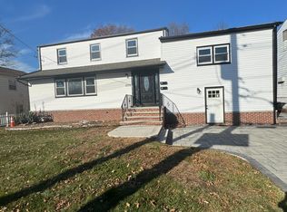 1075 W Chestnut St, Union, NJ 07083
