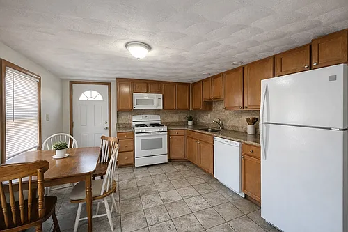 585 Somerville Ave #A1 Photo 1