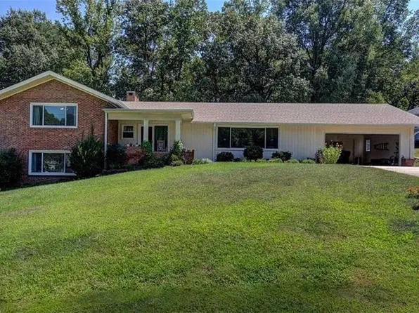 1508 Wendover Dr, High Point, NC 27262