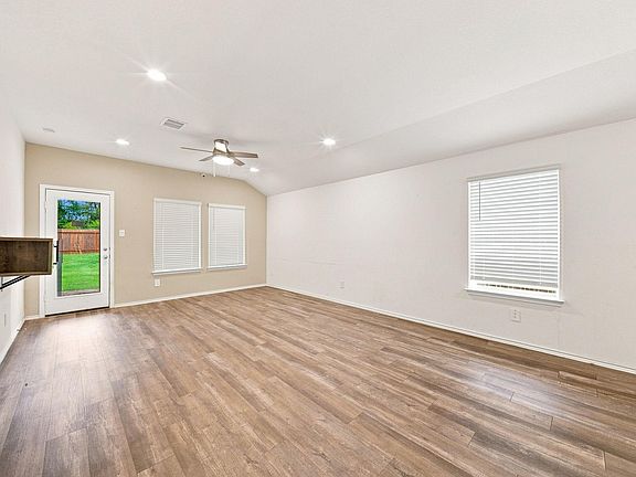 5th image of 5251 Rothwell Heights Dr