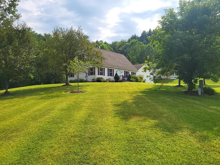 451 Partridge Farm Rd — Photo 6