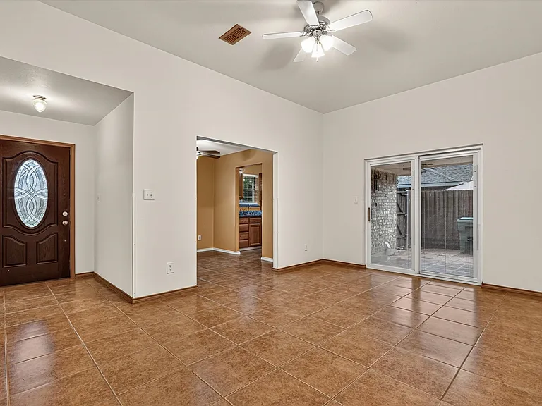 1412 Paco Trl — Photo 3