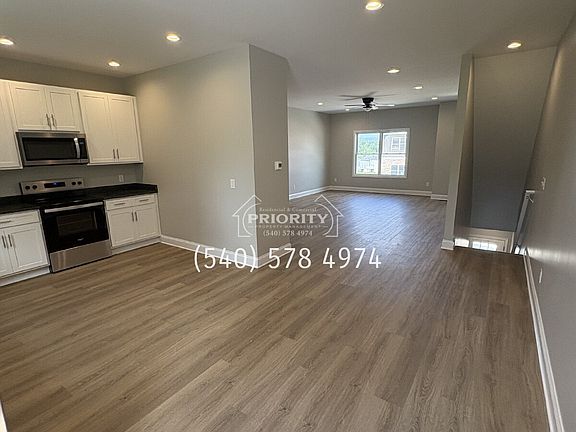 5th image of 751 Zephyr Dr