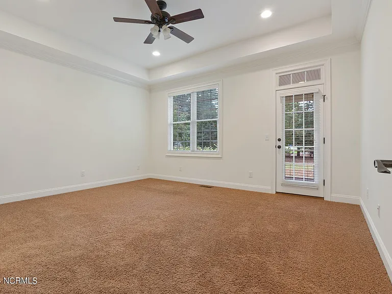 108 Hammerstone Cir — Photo 22