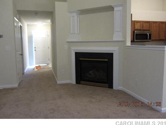 4th image of 908 Almora Dr Unit 126