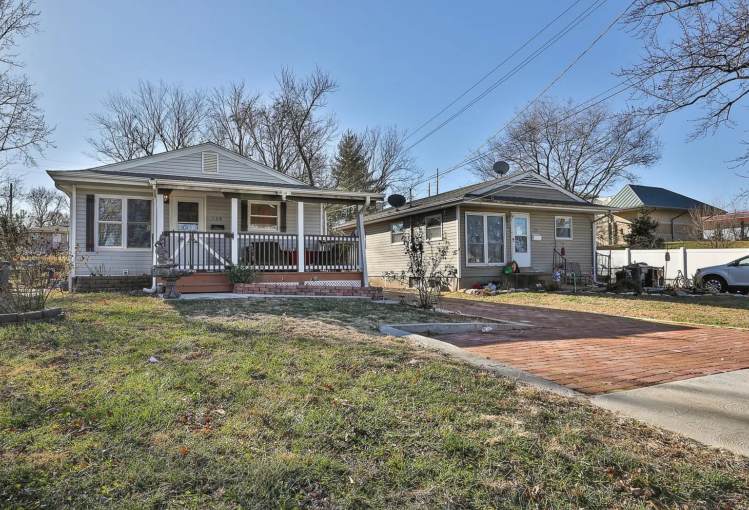 138 Floralea Pl photo 1