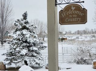 1997 White Pine Dr, Middleton, ID 83644