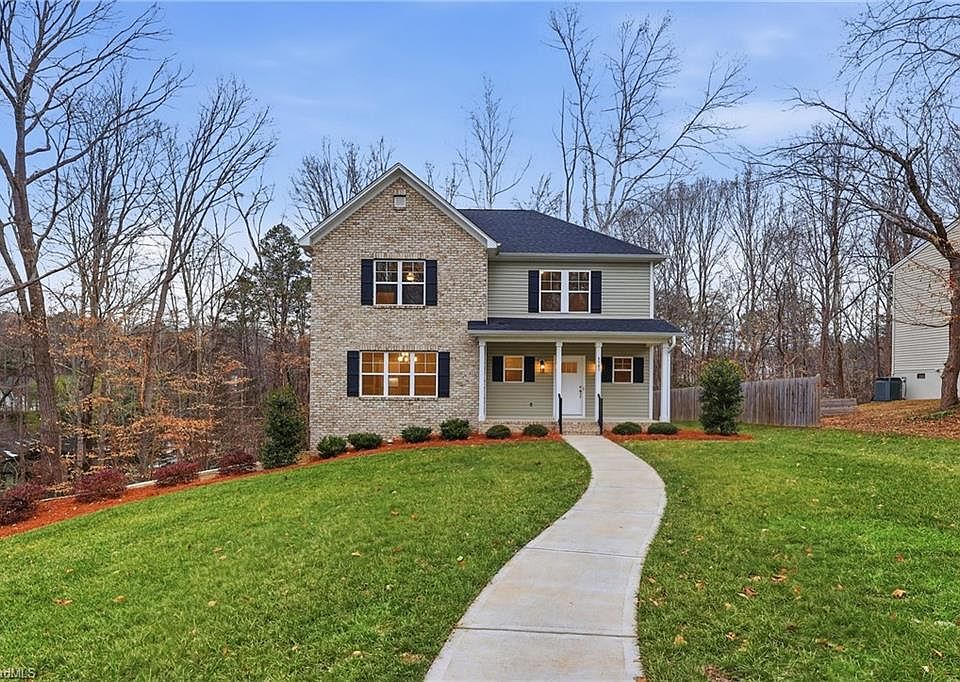 1st image of 3961 Rookwood Ln