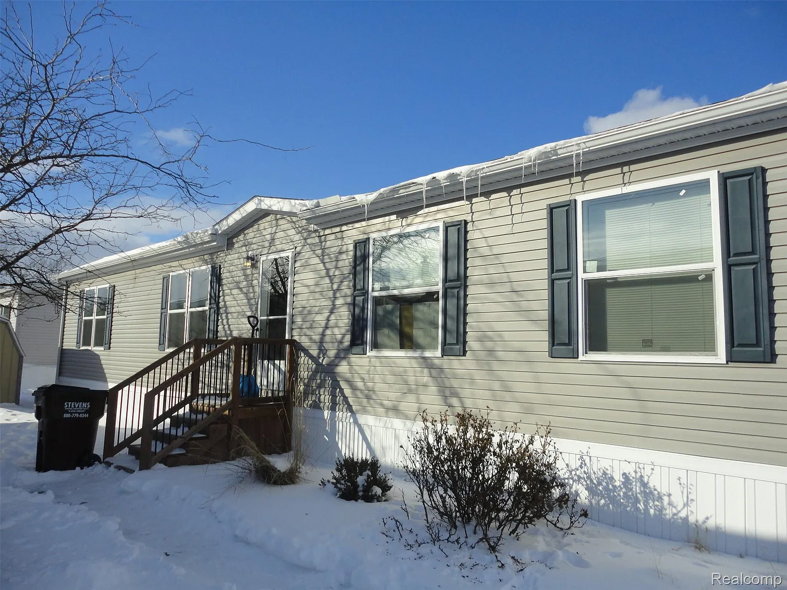 170 Newbury photo 1